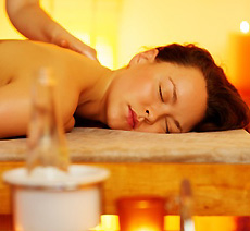 Ayurveda-Massagen & Aromaöl-Massagen